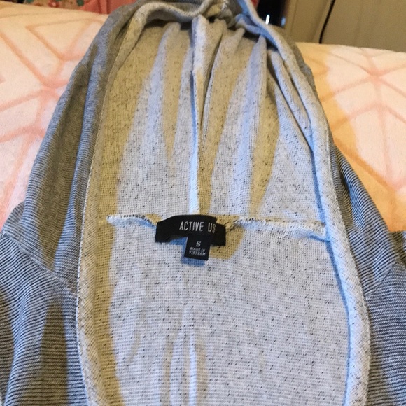 Active top - Picture 2 of 4